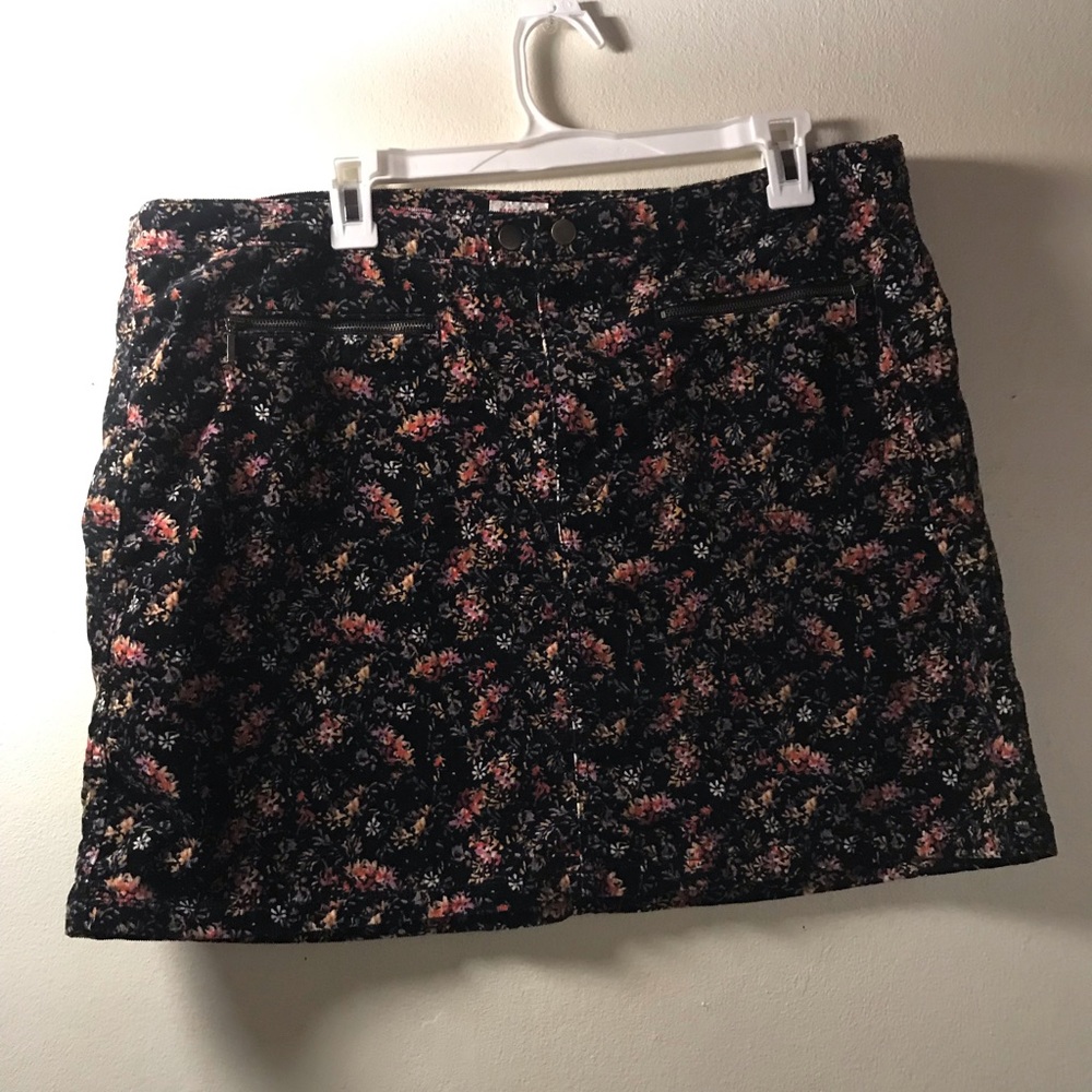 Floral Patterned Corduroy Skirt